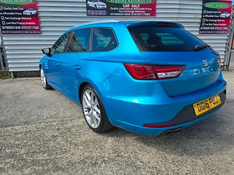 Used Seat Leon FR 125 HP (91 kW) 2016 Blue Estate