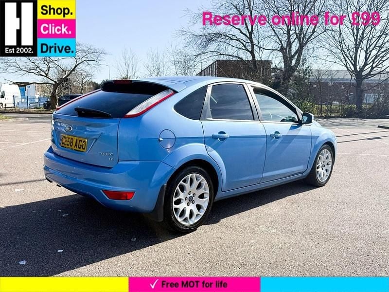 Used Ford Focus Zetec 99 HP (72 kW) 2008 Blue Hatchback