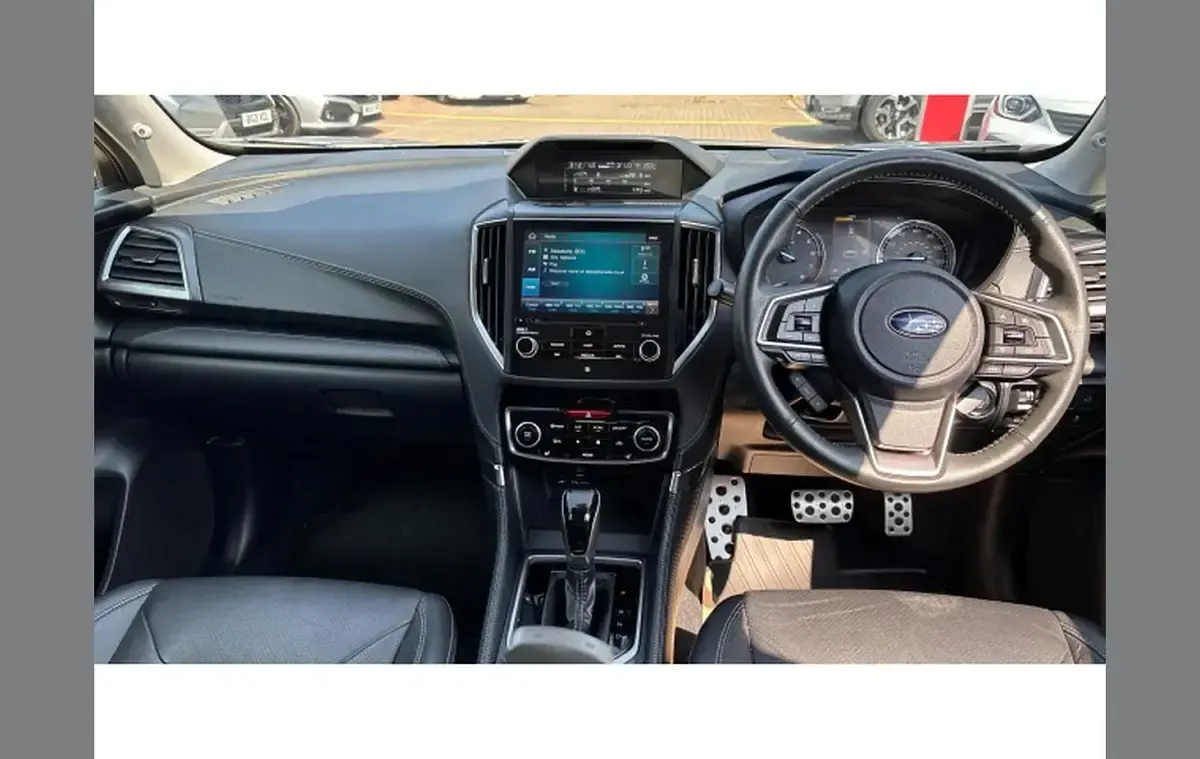 Used Subaru Forester Premium 150 HP (110 kW) 2023 Silver SUV