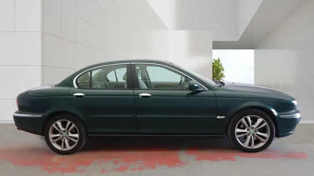 Used Jaguar X-type SE 130 HP (95 kW) 2008 Green Sedan
