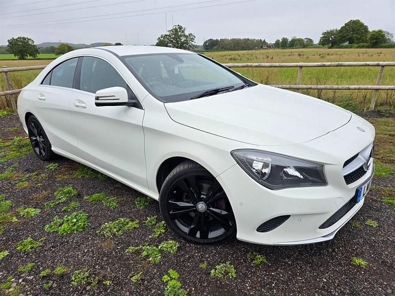 White Used 2017 Mercedes CLA200 Sedan | £6,500 (Fair price) - Image 1/4