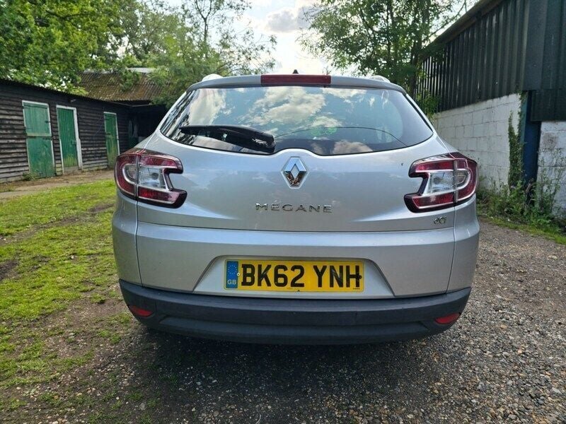 Image 3/4