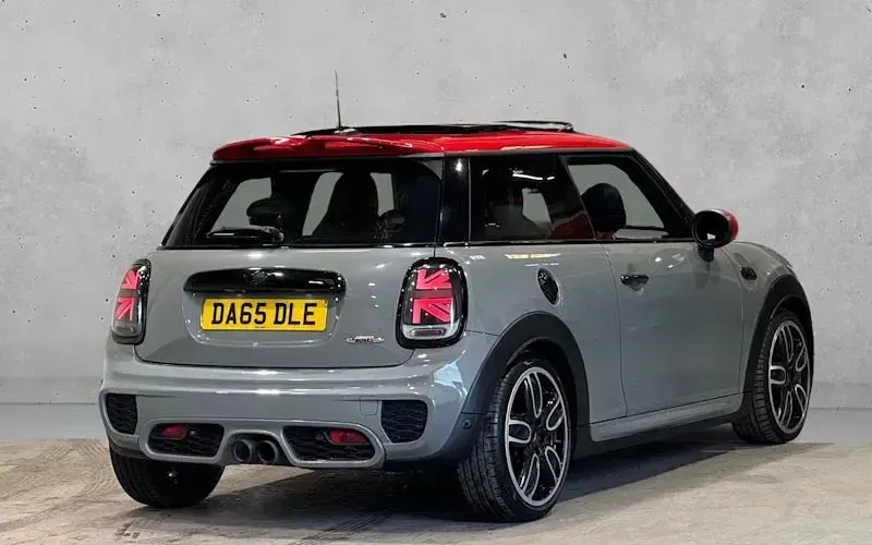 Used Mini John Cooper Works Hatch 231 HP (169 kW) 2017 Hatchback