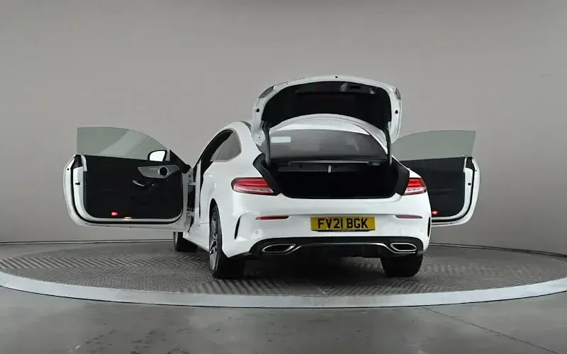 Used Mercedes C200 AMG line 184 HP (135 kW) 2021 White Coupe