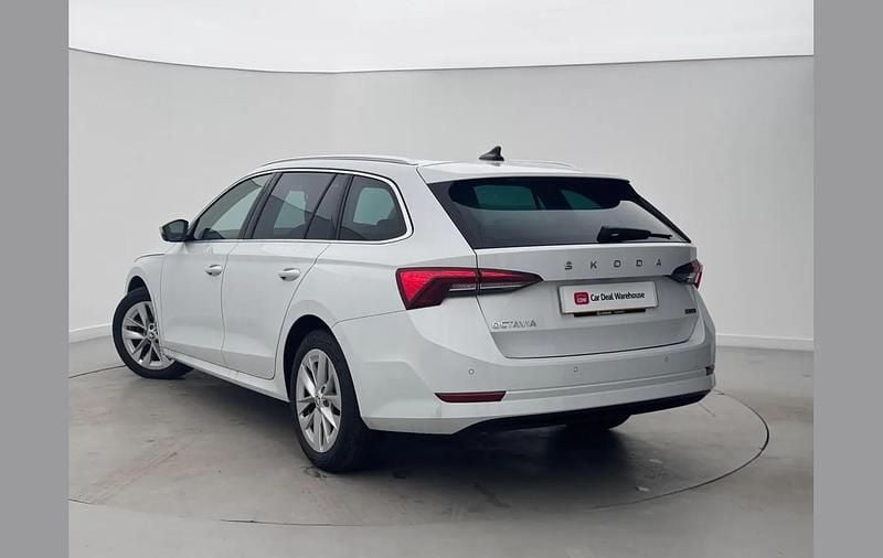 Used Skoda Octavia SE L 150 HP (110 kW) 2023 White Estate
