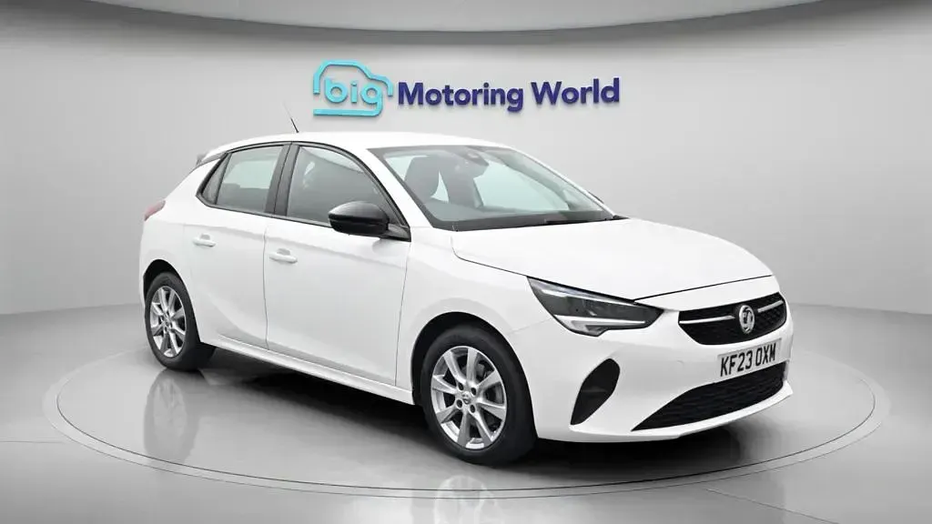 Used Vauxhall Corsa Design Edition 101 HP (74 kW) 2023 Hatchback