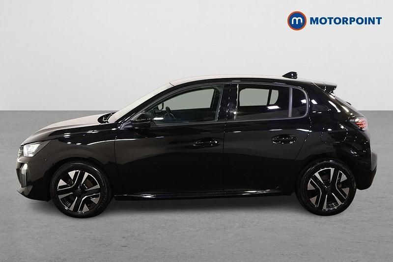 Used Peugeot 208 Allure 101 HP (74 kW) 2024 Black Hatchback