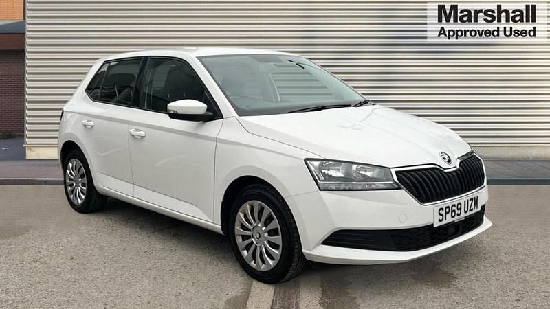 White Used 2019 Skoda Fabia Hatchback | £7,454 (Good price) - Image 1/4