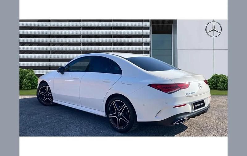 Used Mercedes CLA200 Executive 161 HP (118 kW) 2023 White Coupe