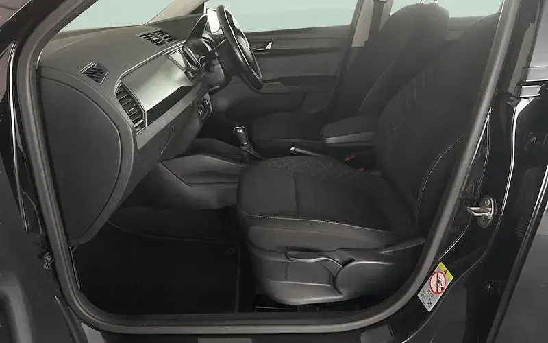 Used Skoda Fabia SE L 110 HP (80 kW) 2018 Black Estate