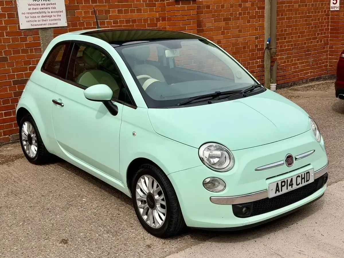 Used Fiat 500 Lounge 69 HP (50 kW) 2014 Green Hatchback