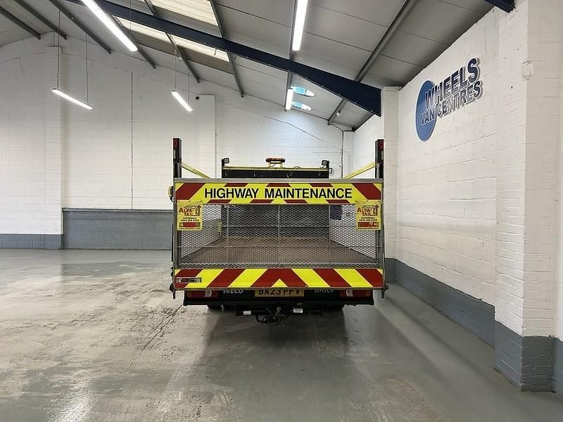 Begagnad Iveco Daily 2023 Vit Cab