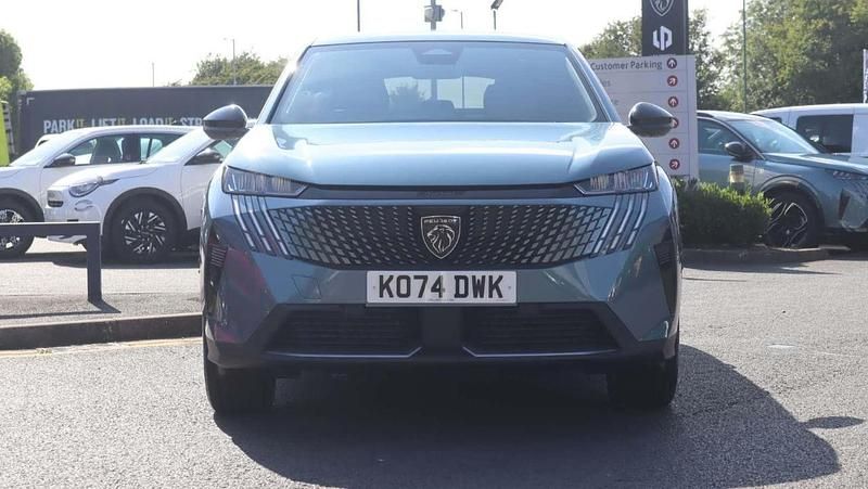 Blue New 2025 Peugeot 3008 Allure SUV | £27,499 (Fair price) - Image 1/2