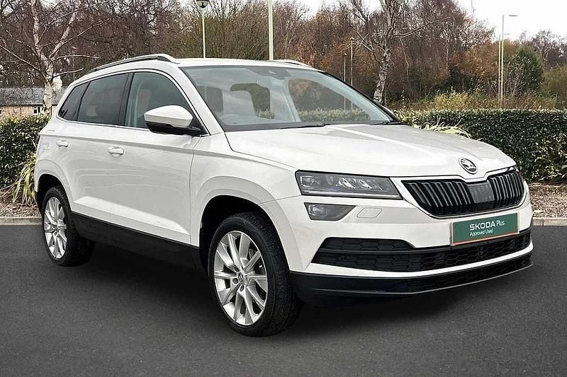 White Used 2018 Skoda Karoq SE SUV | £15,800 (Good price) - Image 1/4