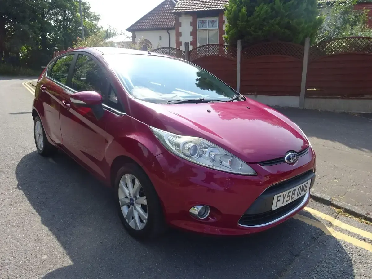 Used Ford Fiesta Zetec 82 HP (60 kW) 2008 Red Hatchback