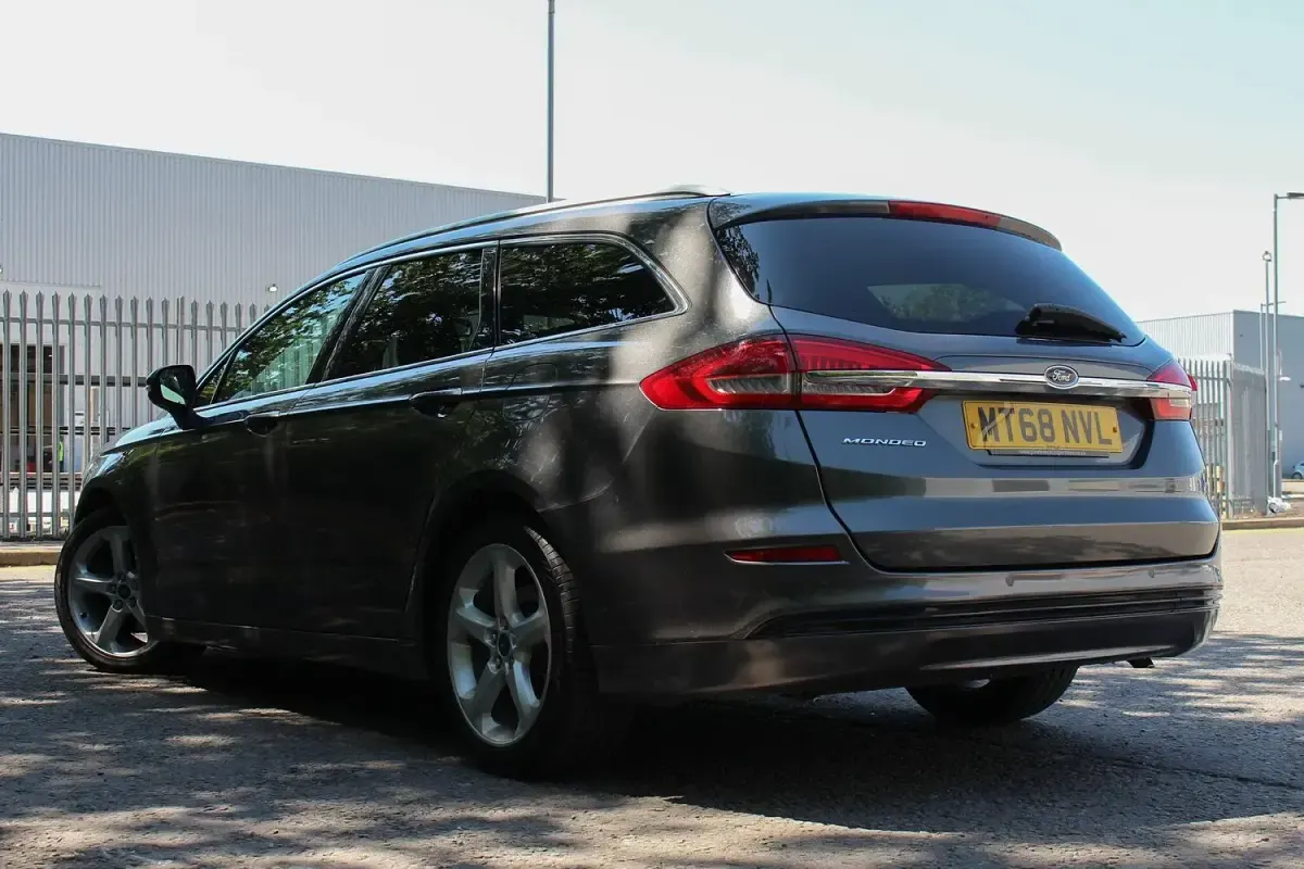 Used Ford Mondeo Titanium 150 HP (110 kW) 2018 Grey Estate
