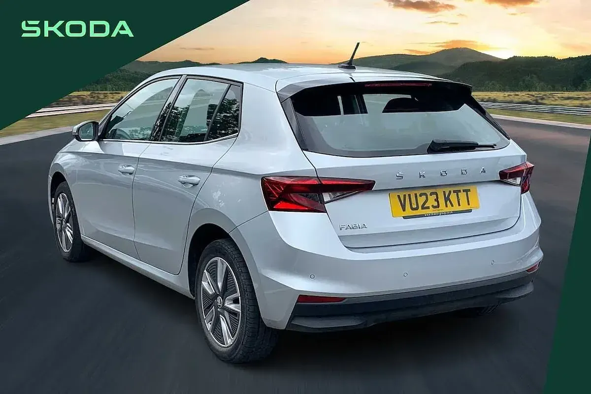 Gebraucht Skoda 110 R SE L 81 PS (59 kW) 2023 Silber Kleinwagen