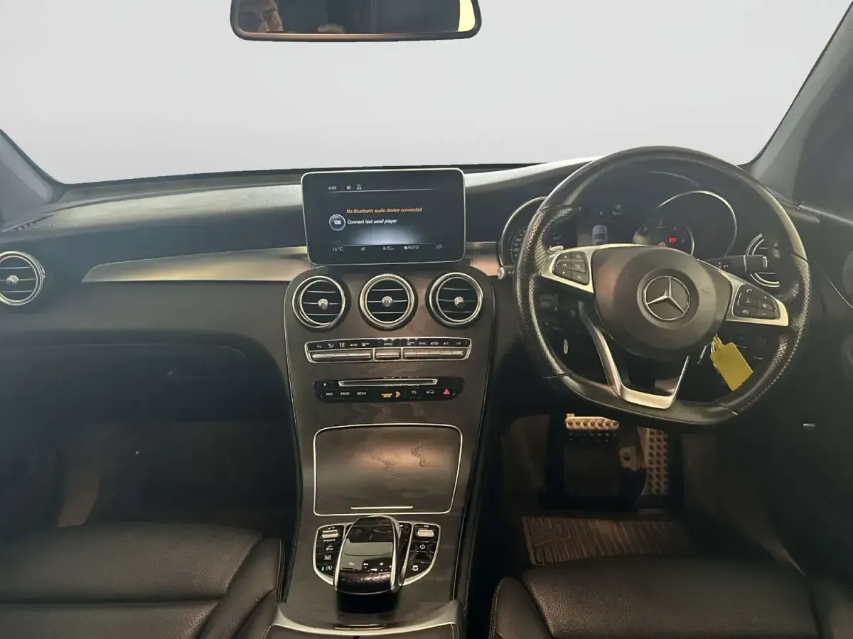 Second-hand Mercedes GLC220 AMG line 2017 Negru Coupe