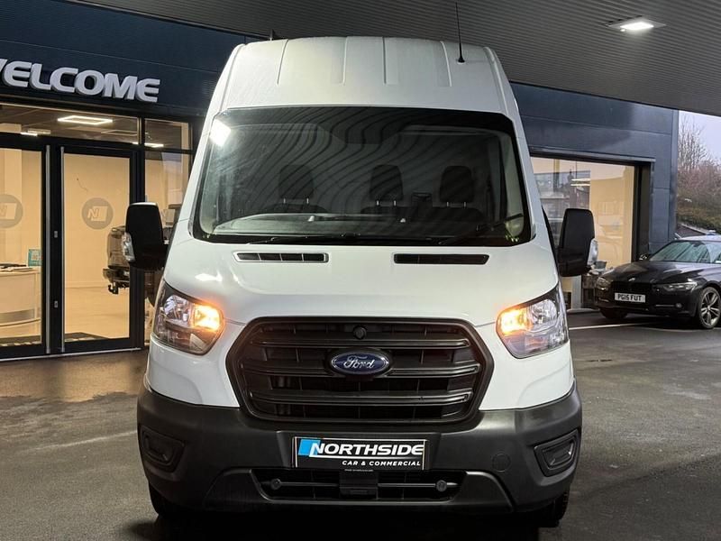 Usado Ford Transit S 130 HP (95 kW) 2024 Branco Van