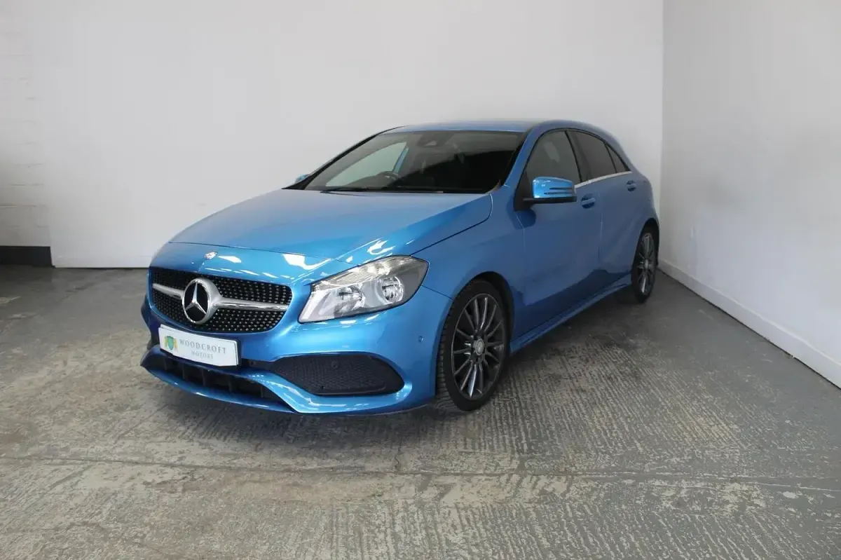 Used Mercedes A200 Executive 2016 Blue Hatchback
