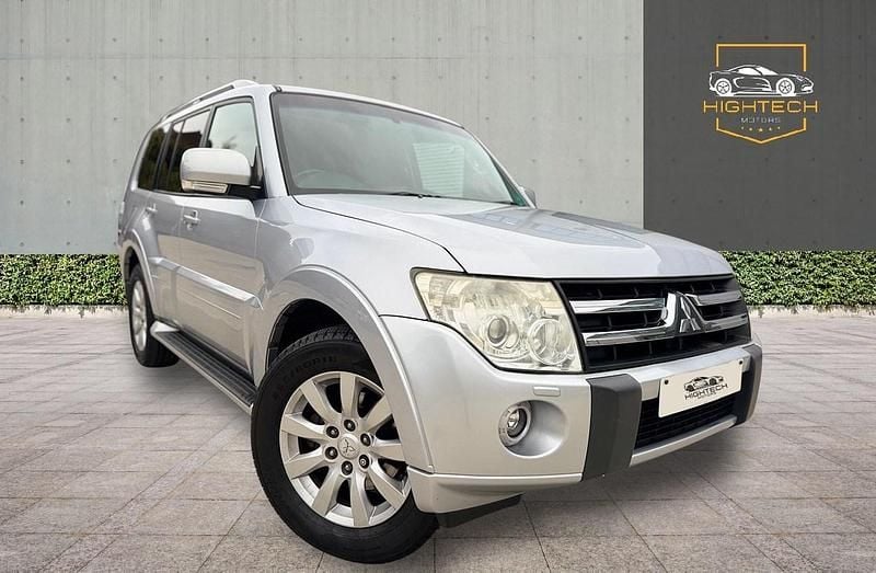 Silver Used 2010 Mitsubishi Shogun Elegance SUV | £10,998 (Fair price) - Image 1/4