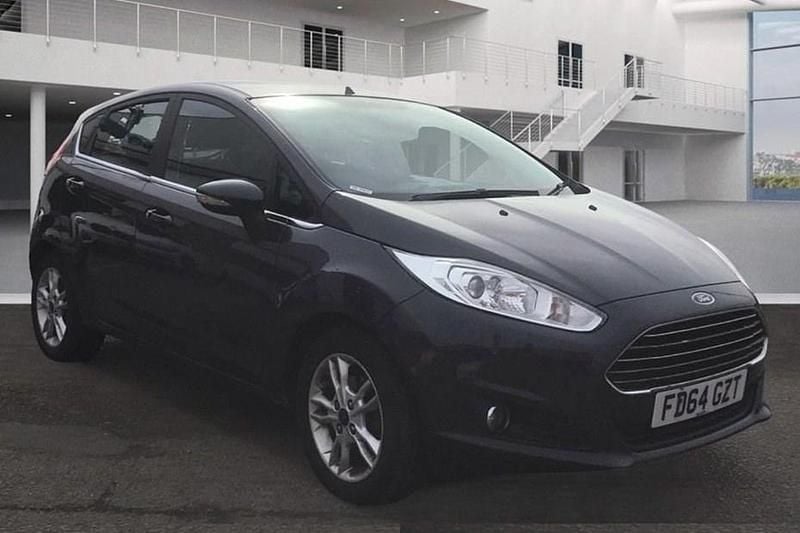 Used Ford Fiesta Zetec 100 HP (73 kW) 2014 Grey Hatchback