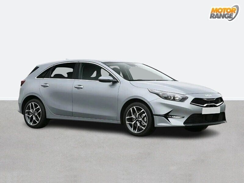 Black Used 2022 Kia Ceed 3 Hatchback | £13,895 (Fair price) - Image 1/1