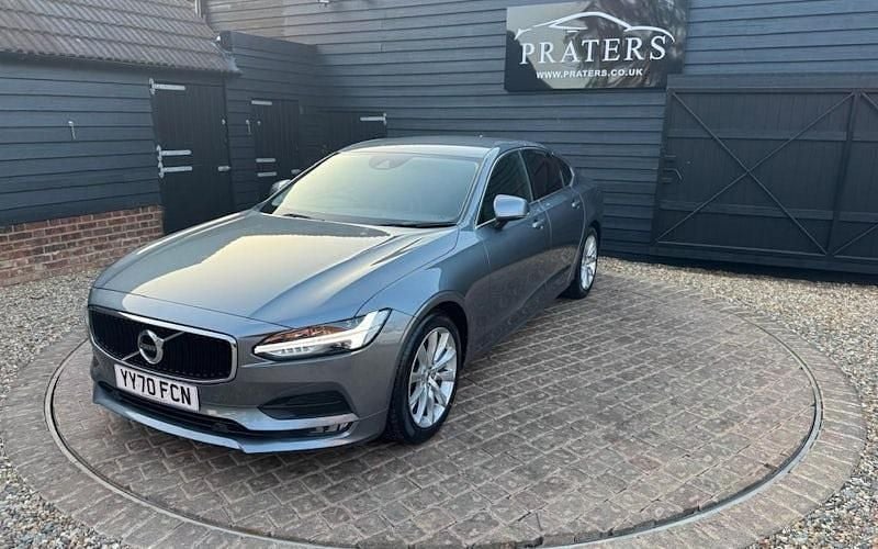 Used Volvo S90 Momentum 190 HP (139 kW) 2019 Sedan