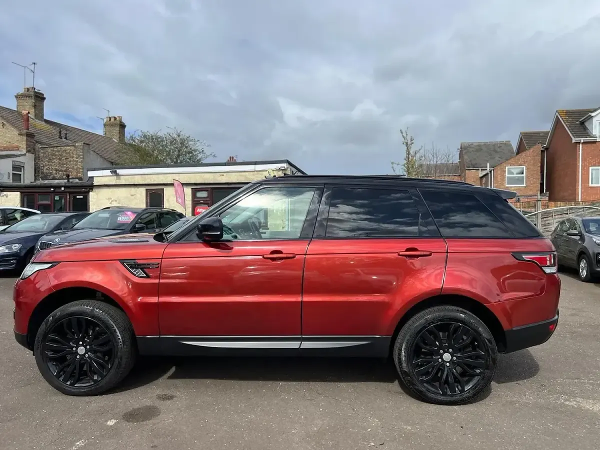 Used Land Rover Range Rover HSE Dynamic 287 HP (211 kW) 2014 Red SUV