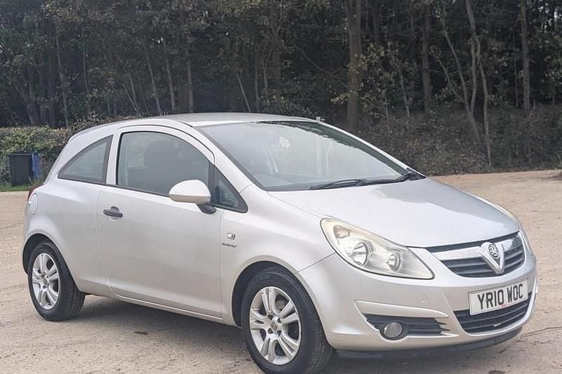 Silver Used 2010 Vauxhall Corsa Hatchback | £1,495 (Fair price) - Image 1/1