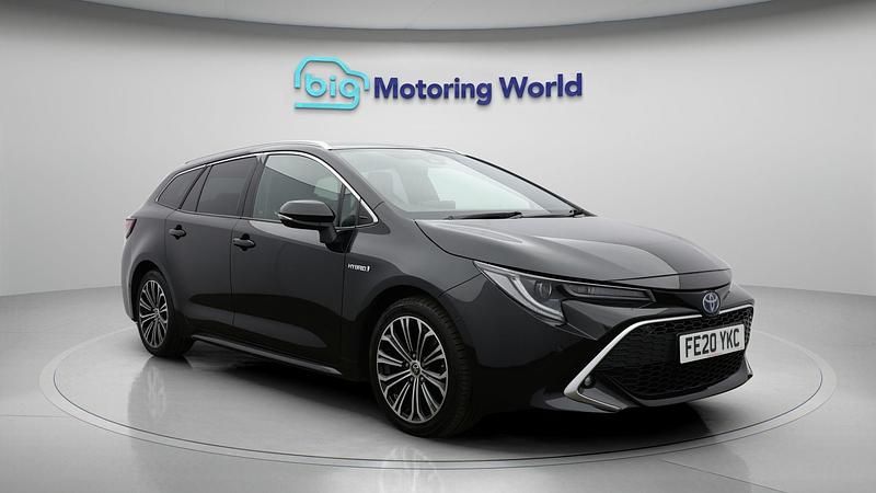 Used Toyota Corolla 181 HP (133 kW) 2020 Estate
