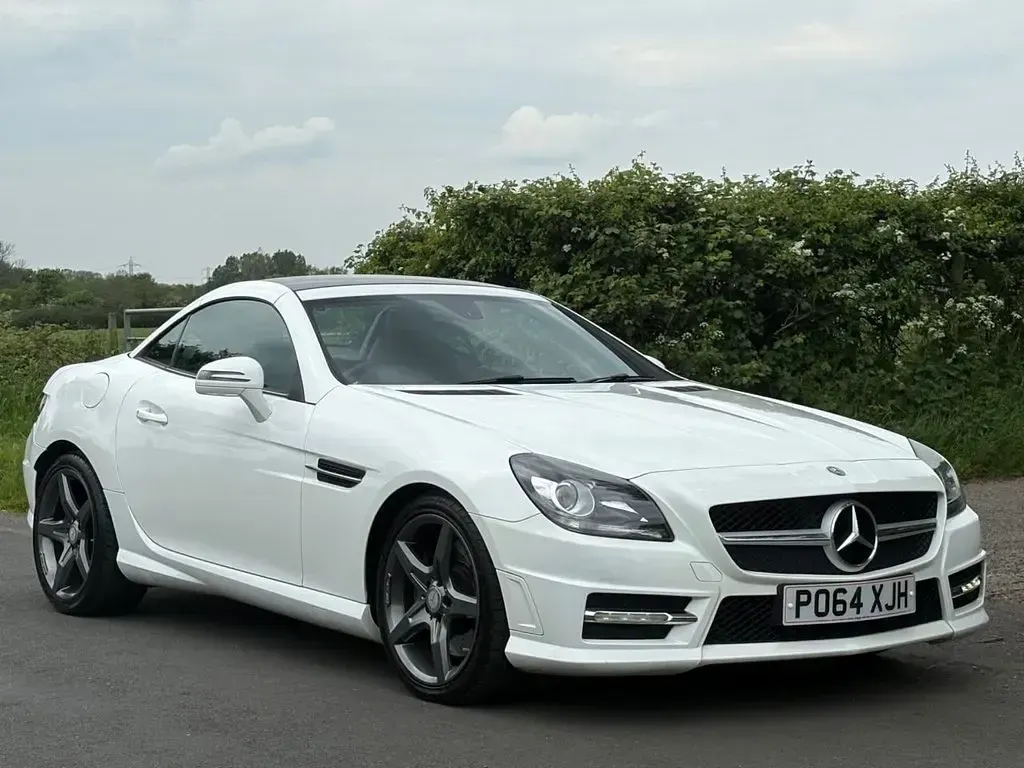 Used Mercedes SLK250 AMG 2014 White Cabriolet
