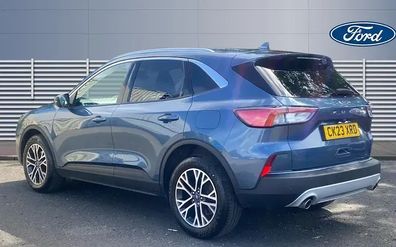 Used Ford Kuga Titanium 150 HP (110 kW) 2023 Blue SUV