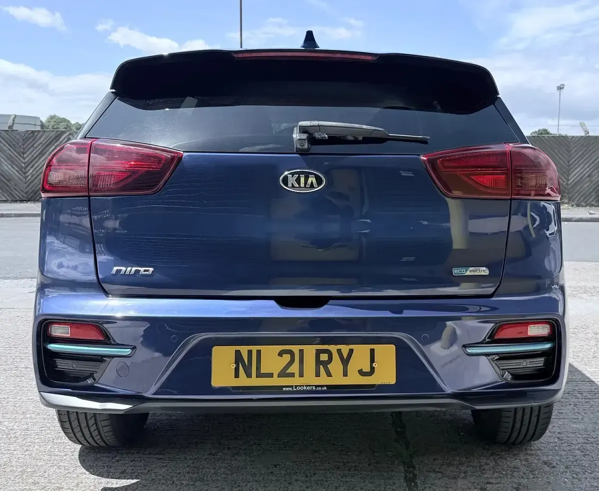 Used Kia Niro 150 kW (204 HP) 2021 Blue SUV