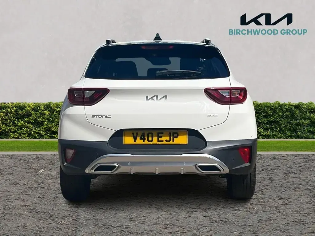 Used Kia Stonic GT-Line S 2023 White SUV