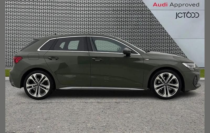 Used Audi A3 S-Line 147 HP (108 kW) 2025 Green Hatchback