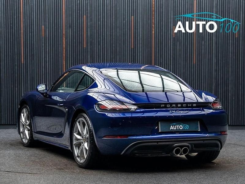 Used Porsche 718 Cayman 300 HP (220 kW) 2024 Blue Coupe