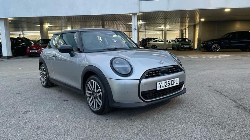 Used Mini Cooper Hatch 154 HP (113 kW) 2025 Silver Hatchback
