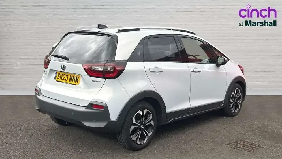 Second-hand Honda Jazz Hybrid 109 CP (80 kW) 2023 Alb Hatchback