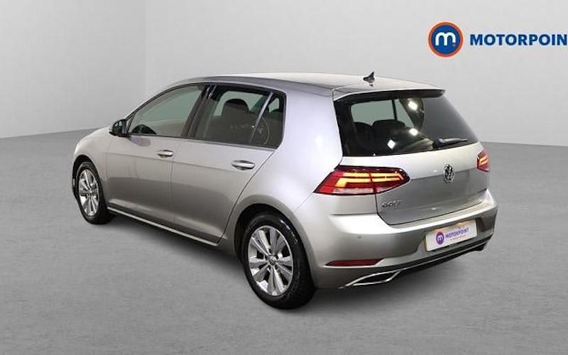 Used VW Golf VII GT 150 HP (110 kW) 2018 Silver Hatchback