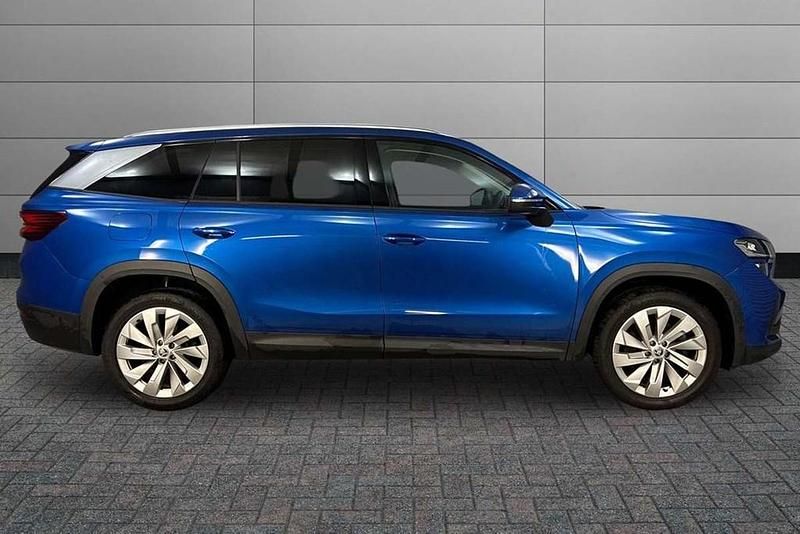 Used Skoda Kodiaq SE L 193 HP (141 kW) 2024 Race blue metallic SUV