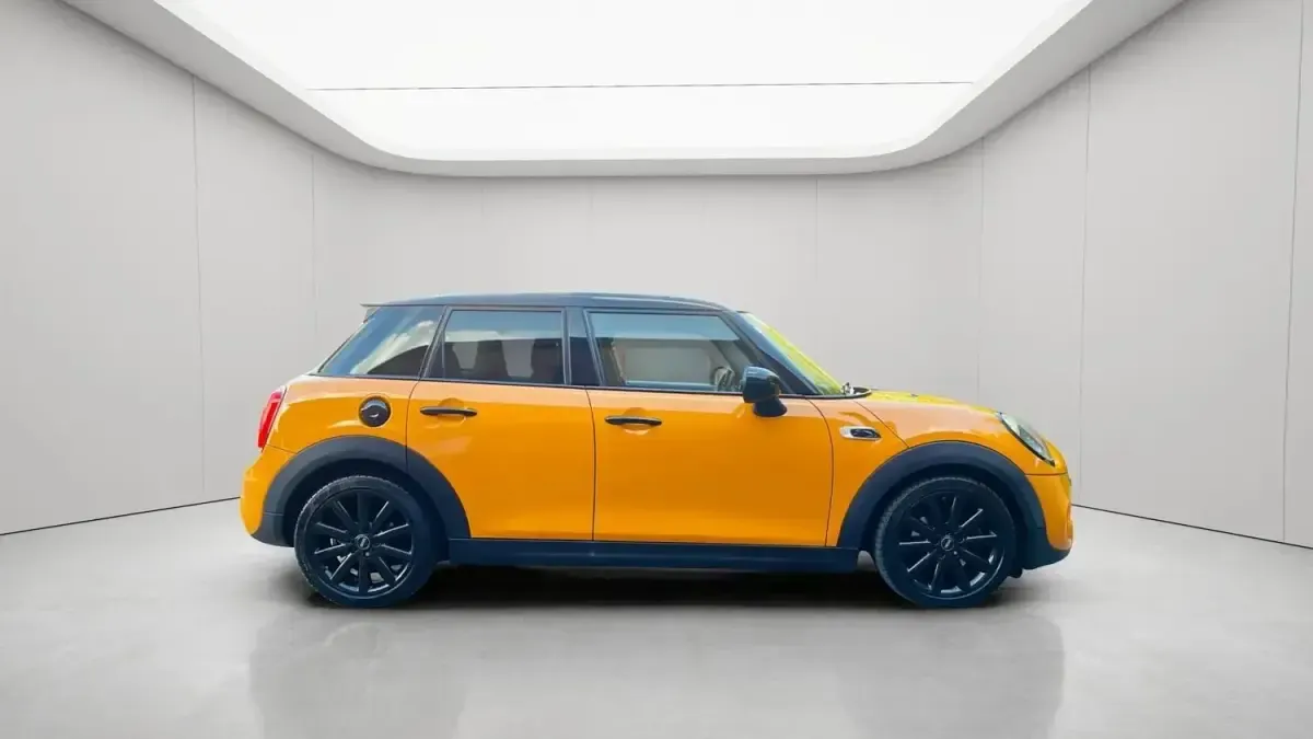 Second-hand Mini Cooper S Hatch 192 CP (141 kW) 2015 Portocaliu Hatchback