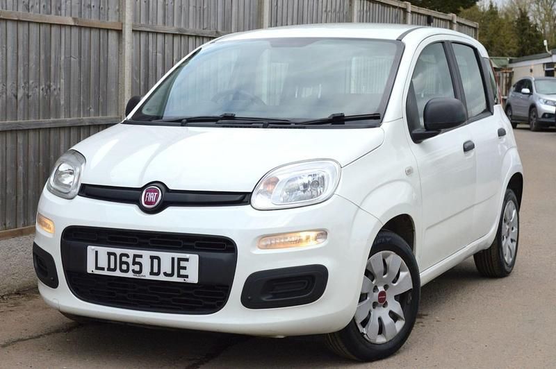 Used Fiat Panda Pop 69 HP (50 kW) 2015 White Hatchback
