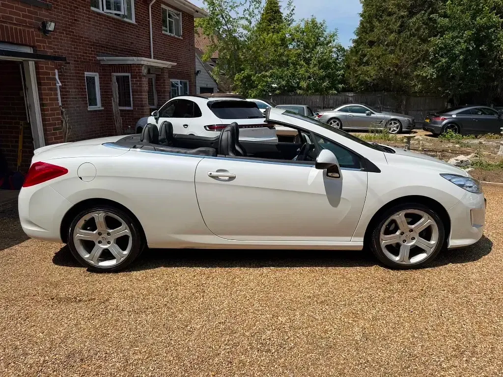 Used Peugeot 308 CC GT 2010 White Cabriolet