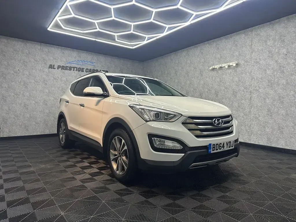 Used Hyundai Santa Fe Premium 2015 White SUV