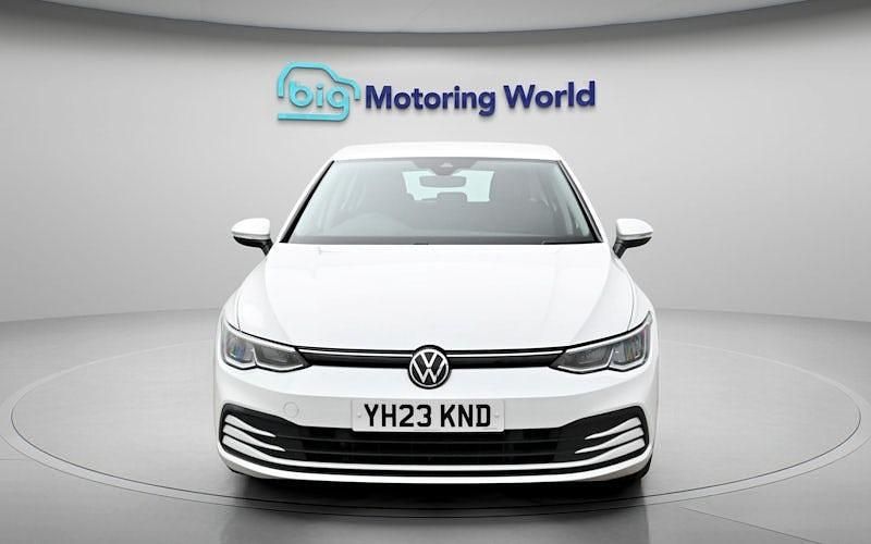 Used VW Golf VIII Life 150 HP (110 kW) 2024 Hatchback