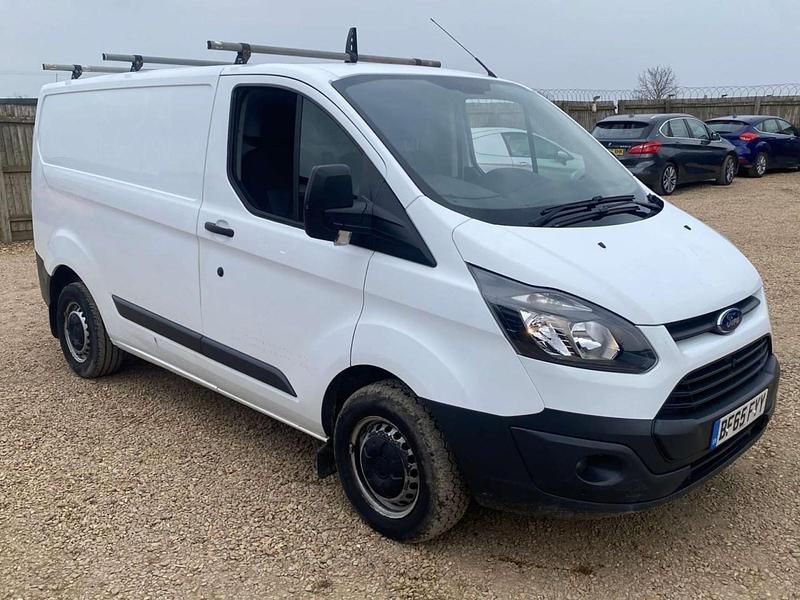 Used Ford Transit Custom 100 HP (73 kW) 2015 White Van