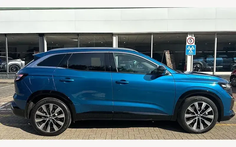 Used Renault Austral Techno 200 HP (147 kW) 2026 Blue  SUV