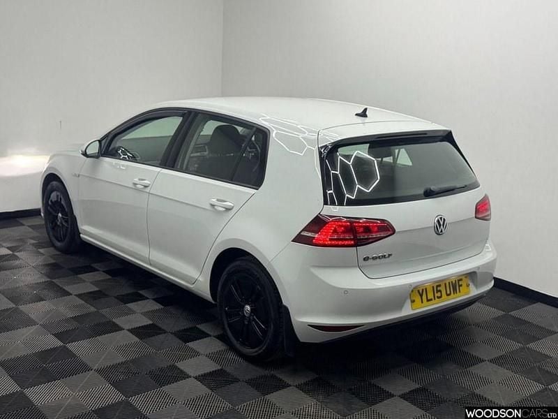 Used VW e-Golf 85 kW (116 HP) 2015 White Hatchback
