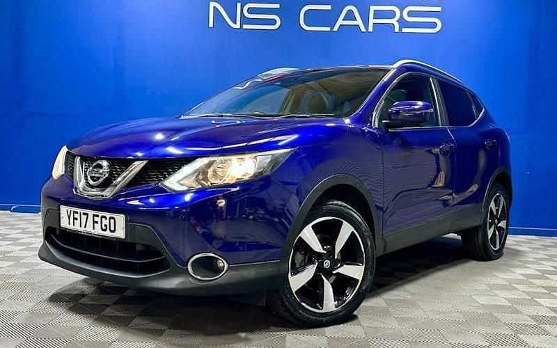 Blue Used 2016 Nissan Qashqai N-Vision SUV | £9,149 (Fair price) - Image 1/4